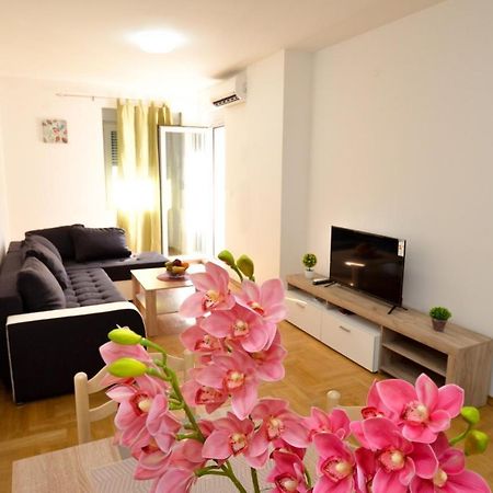 City Center Kotor - Garage Parking Included Екстер'єр фото