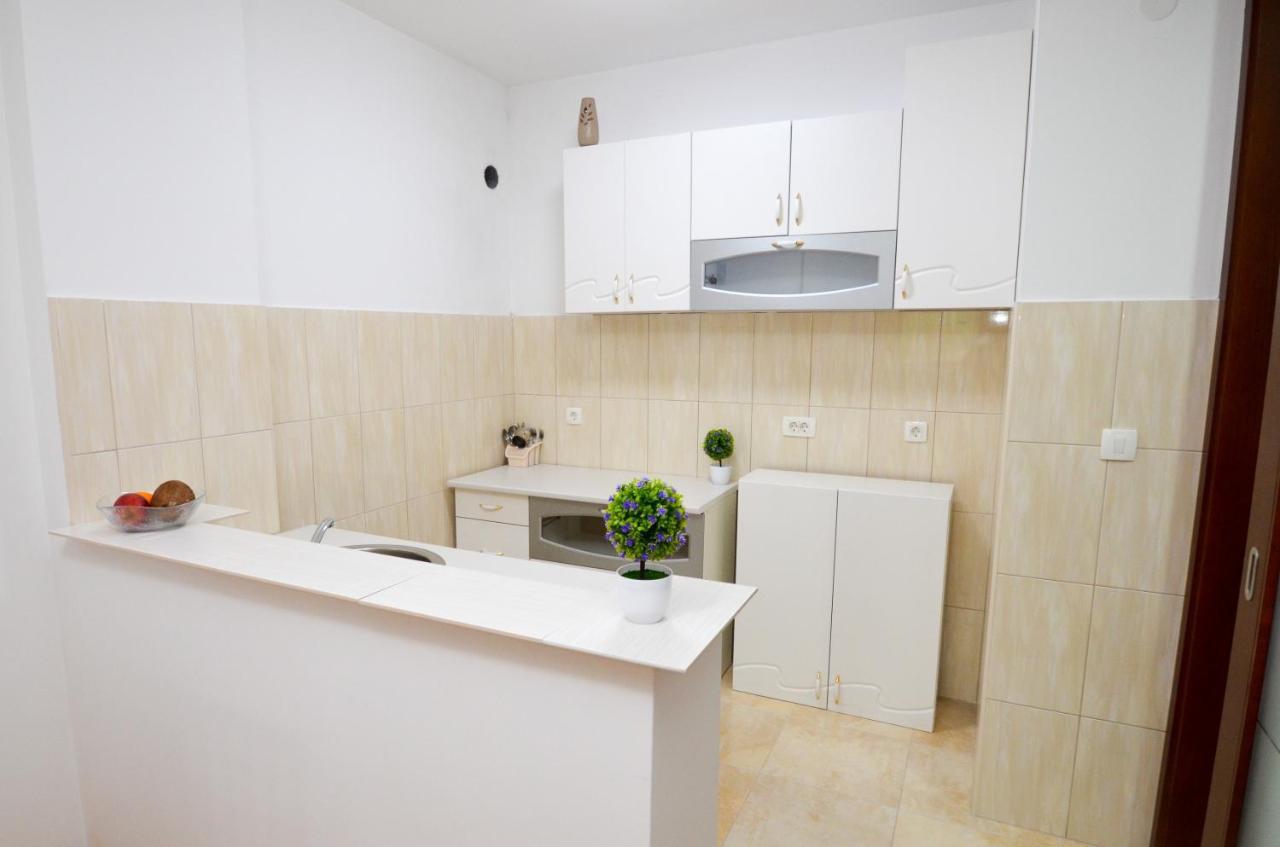 City Center Kotor - Garage Parking Included Екстер'єр фото