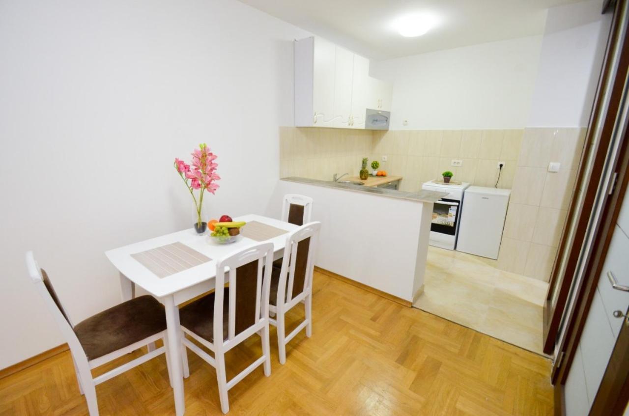 City Center Kotor - Garage Parking Included Екстер'єр фото